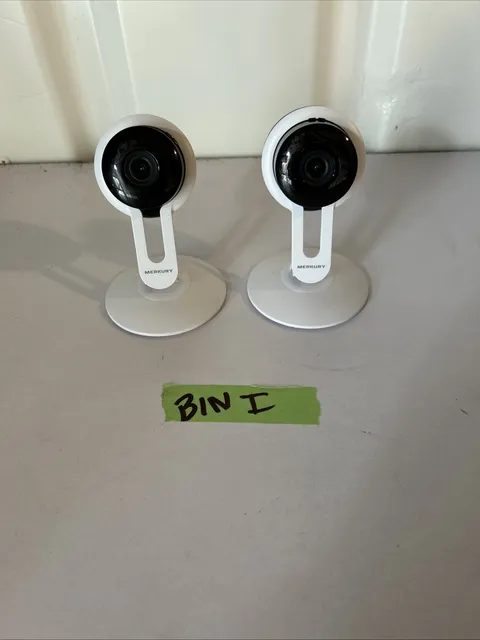 merkury smart wifi camera Set Of 2 No Power Cords