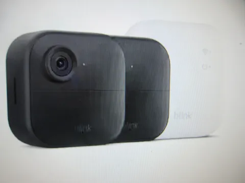 Blink Outdoor 4 XR-Wireless Battery Operated Outdoor Security Camera with Module