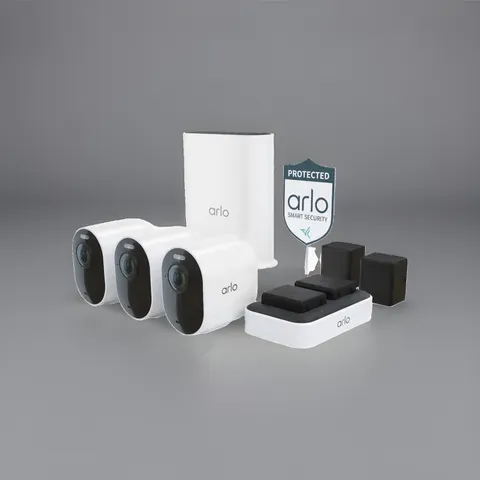 Arlo Ultra Outdoor Security Camera 4K HDR - 3 Cameras Wireless Rechargeable 2025