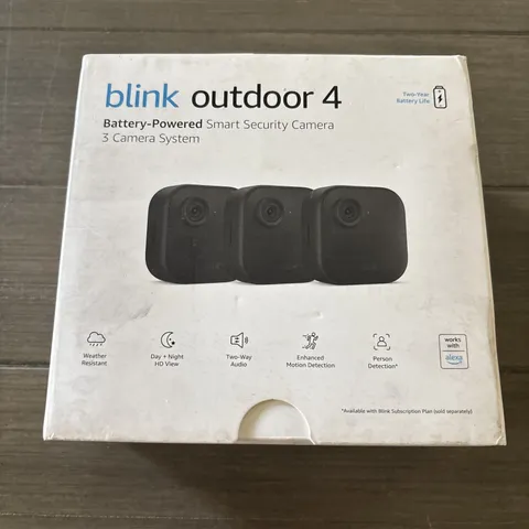 Blink Outdoor 4 1080p Wi-Fi Outdoor 3-Camera Security System - Black