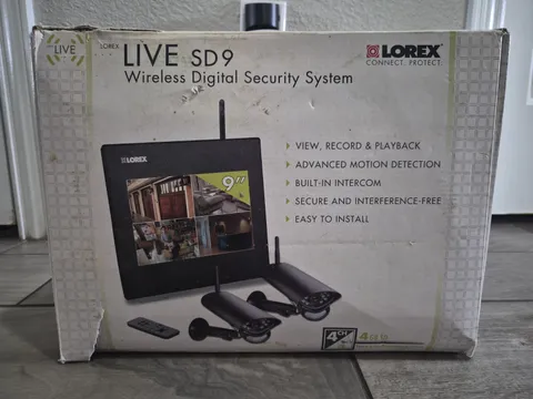 Lorex Live SD9 Wireless Digital Security System 2 Cameras & Monitor New Open Box