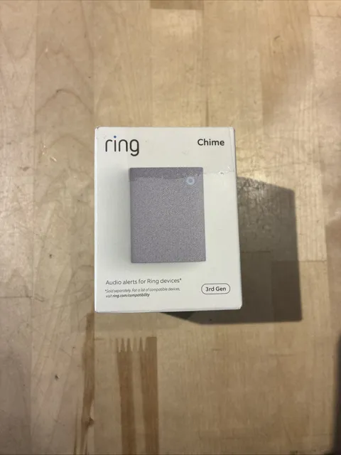 Ring Chime 3rd Gen Wireless plug-in Door Chime Home Security / New in Box