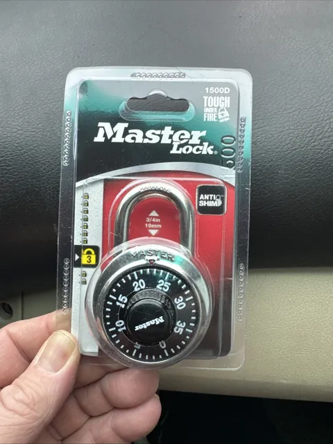 Master Lock Anti-Shim 3-Digit Combination Lock #1500D Black