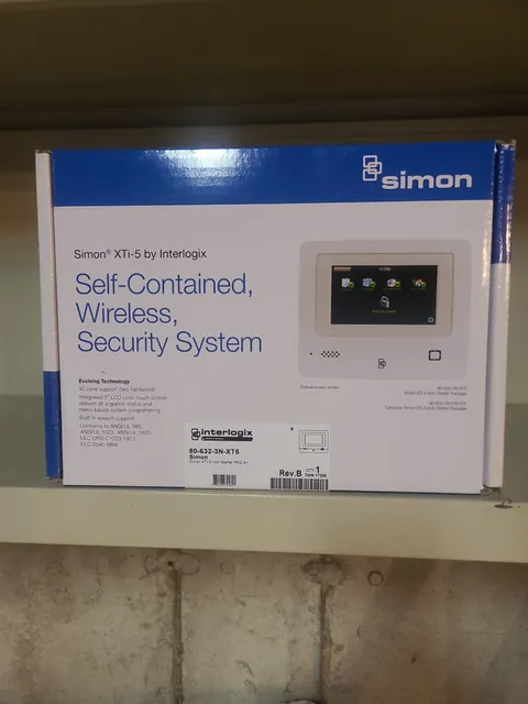 Interlogix Simon XTi-5 Wireless Touch Screen Security System Kit