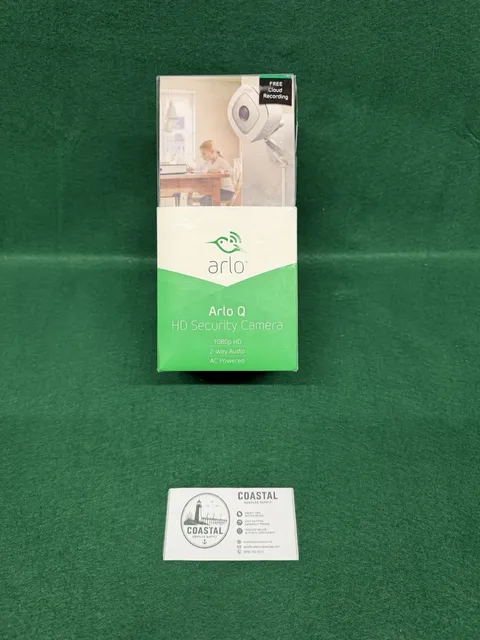Arlo Q VMC3040-100NAS 1080p HD Wireless Security Camera with Audio Indoor