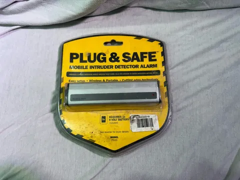 Plug and Safe Mobile Intruder Detector Alarm Model PS10 Yellow NEW & SEALED