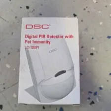 DSC LC-100PI Digital PIR Detector With Pet Immunity Motion Sensor-New