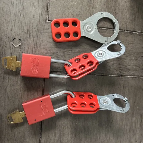 American Lock Padlock Extension Accessory With Key 2 Padlocks 3 Extensions