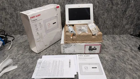 First Alert PROA7PLUS-FA Honeywell Pro Series 7" All-in-One Touchscreen Control