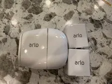 Netgear Arlo Pro VMC4030 Add-On Wireless Security Camera And 2 Batteries