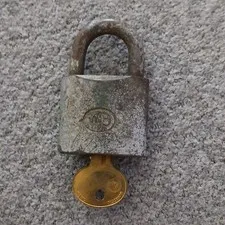Texaco ELEC Steel Keyed Padlock, Metallic Gray Finish, 15mm Shackle, 1 Key