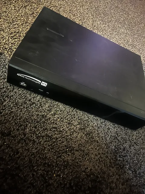 Speco D4VS 1-TB Digital Video Recorder