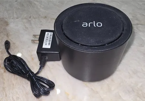 Arlo Base Station VMB3500-100EUS with Built-In Alarm Siren for Pro/Pro 2/Pro 3