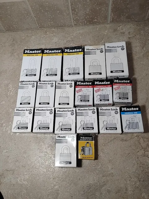 Master Lock Padlock 19 Locks 2 Keys Each Most No.3     19 Lot
