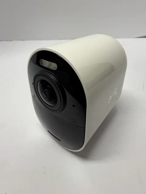 Arlo Ultra 2 VMC5040 4K Wireless Security Camera White W/ Battery, WORKING