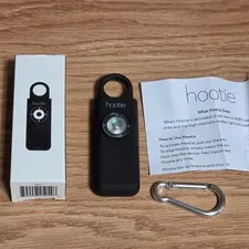 Hootie Personal Keychain Alarm for Protection Siren Light Black NEW BATTERIES 