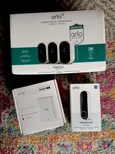 Product Listing: Arlo Essential 3-Camera Outdoor Security Bundle + SmartHub + Vi