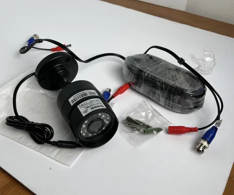 Uniden G672BC Guardian Security Camera w/ BNC Cable & Original Screws