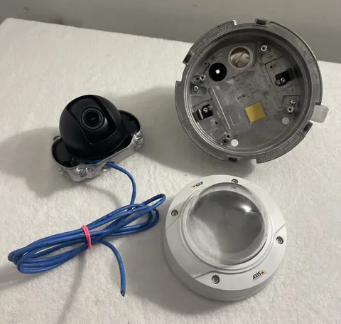 Axis P3225-VE Mk II Outdoor IP Dome Security Camera 0952-001-03 With Cover
