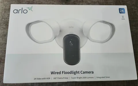 Arlo Wired Floodlight Home Security Camera with 2K Video and HDR White NEW
