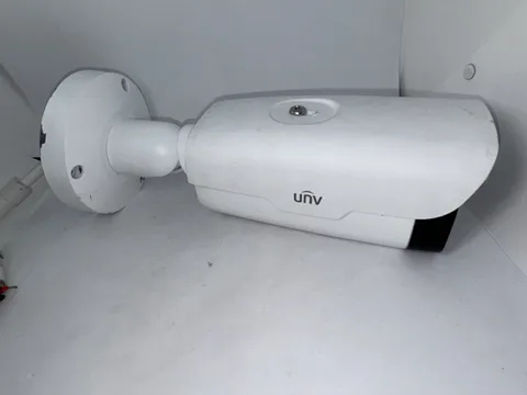 Uniview IPC262EB-HDX10K-I0 2MP Lighthunter WDR Network IR Bullet Camera Untested