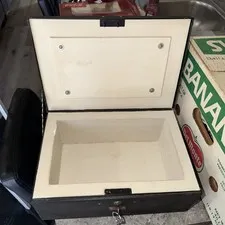 Vintage Whiz Security Chest Fireproof Document Safe Box w/ Key Oak Park IL