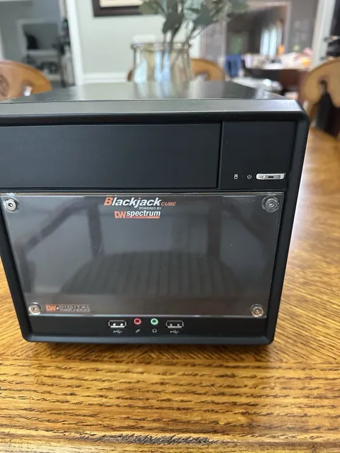 Digital Watchdog Blackjack Cube NVR IP System w/ 5 Cameras &  2 Netgear GS108PE