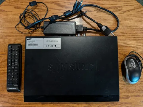 Samsung SDR-B3300N 4-Channel 720p HD Security DVR 1TB HDD w/ Remote/Power/Mouse