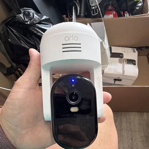 Arlo Essential 2K Pan Tilt Wi-Fi Security Camera Motion Track Night Vision White