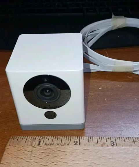 Wyze Cam V2 WYZEC2 1080p WiFi Security Camera USB Cable Power Adapter
