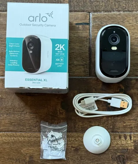 Arlo Essential XL Outdoor 2K (3rd Gen) Wireless Security Camera VMC3082