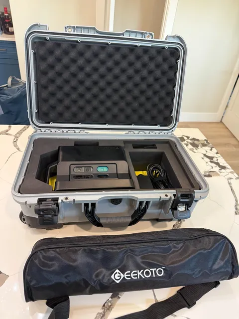 Matterport MC250 Pro 2 Profesional 3D 360 Camera With Case
