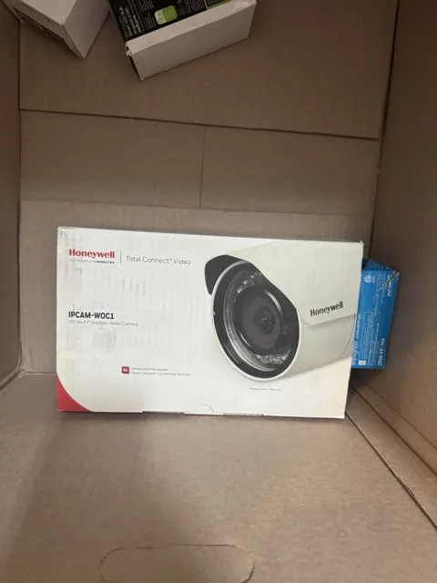 Honeywell IPCAM-WOC1 1080p Wi-Fi Bullet Camera, White, Outdoor/Indoor