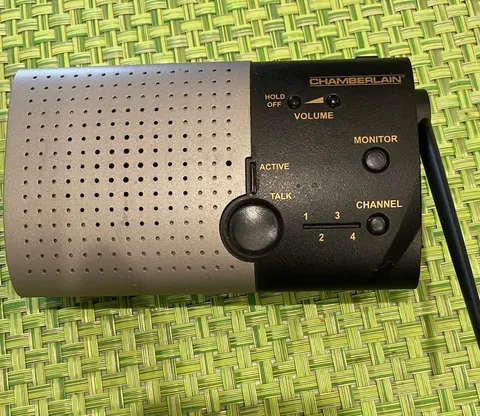 Chamberlain Intercom / Monitor NLS1 Unit ONLY *No Power Cord But Uses Battery