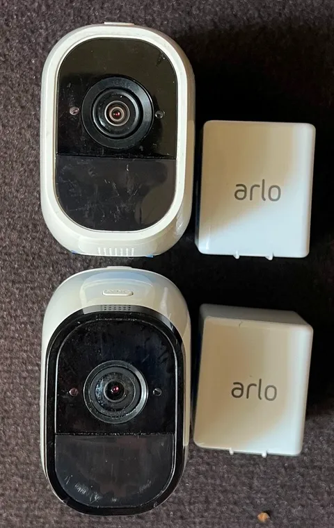 2X NETGEAR Arlo Pro 2 VMC4030p 1080P Wireless camera Surveillance Security