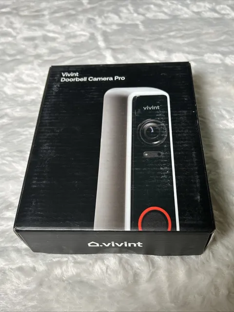 Vivint Doorbell Camera Pro VS-DBC300-WHT – New Factory Sealed