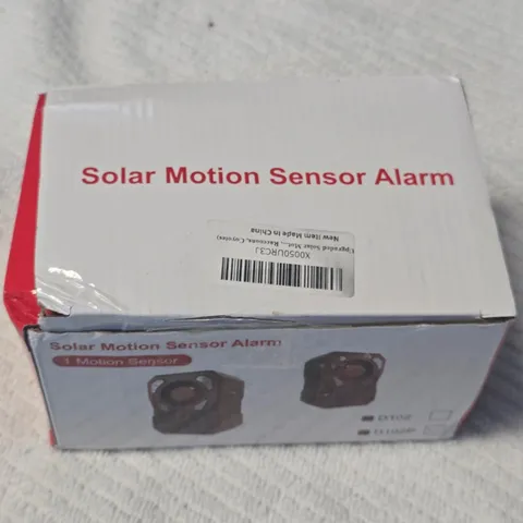 Solar Motion Sensor Alarm Outdoor Dog Bark Strobe Light Deter Deer Yard Animal