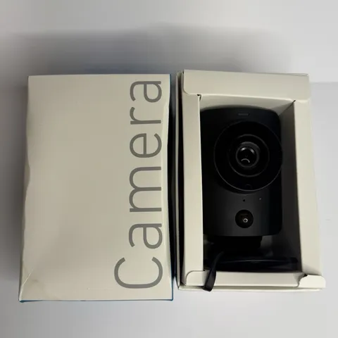 SimpliSafe Indoor Camera Wi-Fi HD Security Camera SSCM1 + Wall Charger + cord !!