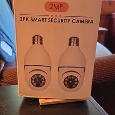 2-Pack 2MP Wi-Fi Bulb Camera E27 Pan/Tilt Motion, Two-Way Audio Night Vision