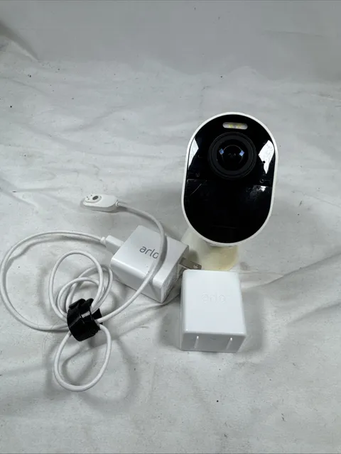 Arlo Ultra VMC5040 4K UHD Wireless Security Camera with Battery