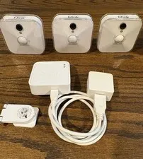 Blink Camera System, White Gen 1, With Sync Module. Good Condition.