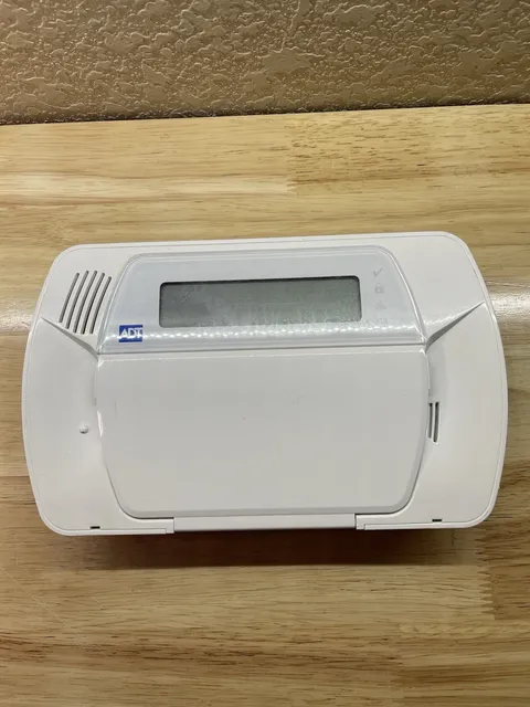 ADT SCW9057G-433 Residential Fire And Burglary Controller ONLY UNTESTED