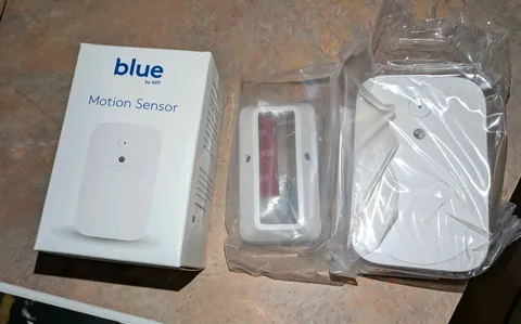 New Blue by ADT 1 Motion Sensor Home Security Model Number SSM1R0-29