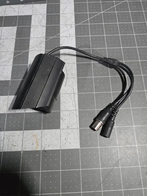 Zmodo Model ZMD-CBR-BAS-16NM Miniature Security Camera - Black / Great Condition