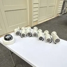 Luma camera bundle Wirepath WPS-750-BUL-IP-WH 1080p PoE IP Bullet Cameras