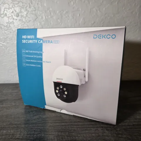 Dekco HD 2K WIFI Security Camera DC5E New Open Box