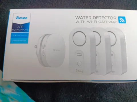 Govee Water Detector 3 Pack with Wi-Fi Gateway B5040101-2 NEW -B2