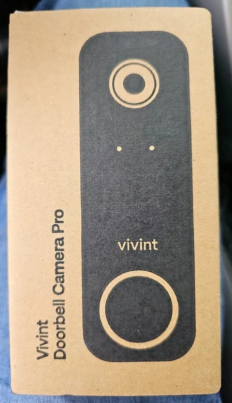 Vivint Doorbell Camera Pro Gen 2 VS-DBC350-WHT Smart Video Doorbell New
