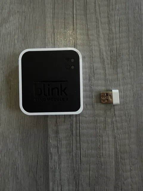 Blink Sync Module 2 | For Blink Security Systems | USB Flash Drive 64G Excellent