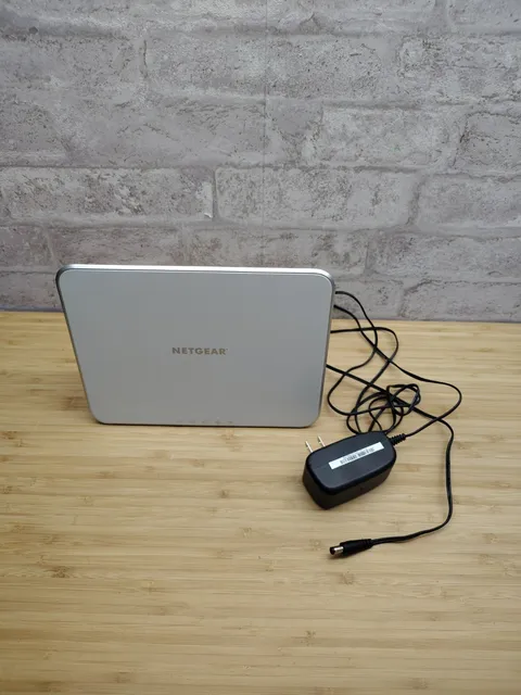 Netgear VMB3000 Base Station Wi-Fi Hub with Power Adapter